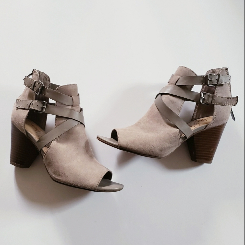 Libby Edelman Tan Open Toe Buckle Booties size 6.5